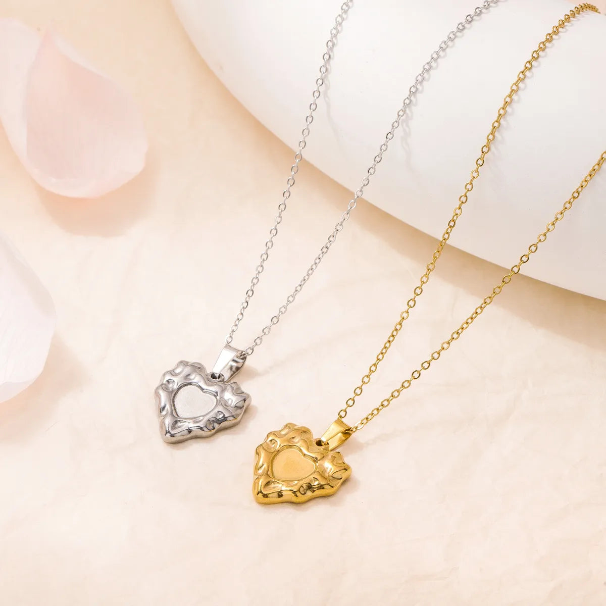 Simple Style Heart Shape Titanium Steel Wholesale Pendant Necklace