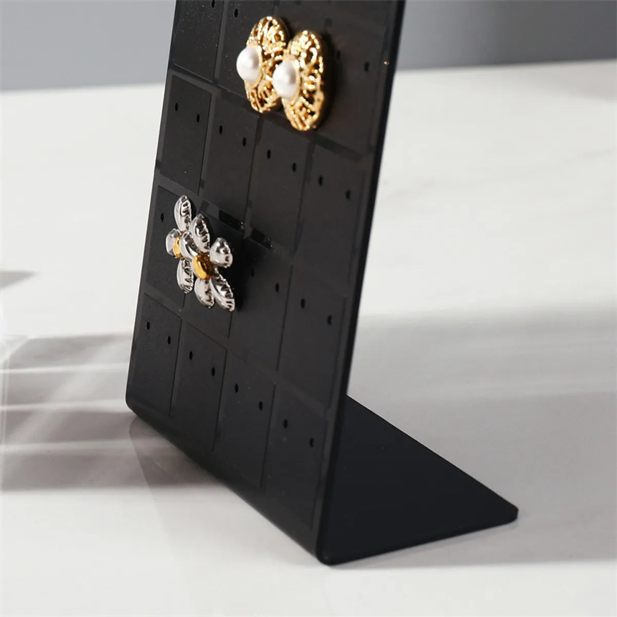 Simple Style L Shape Arylic Jewelry Rack