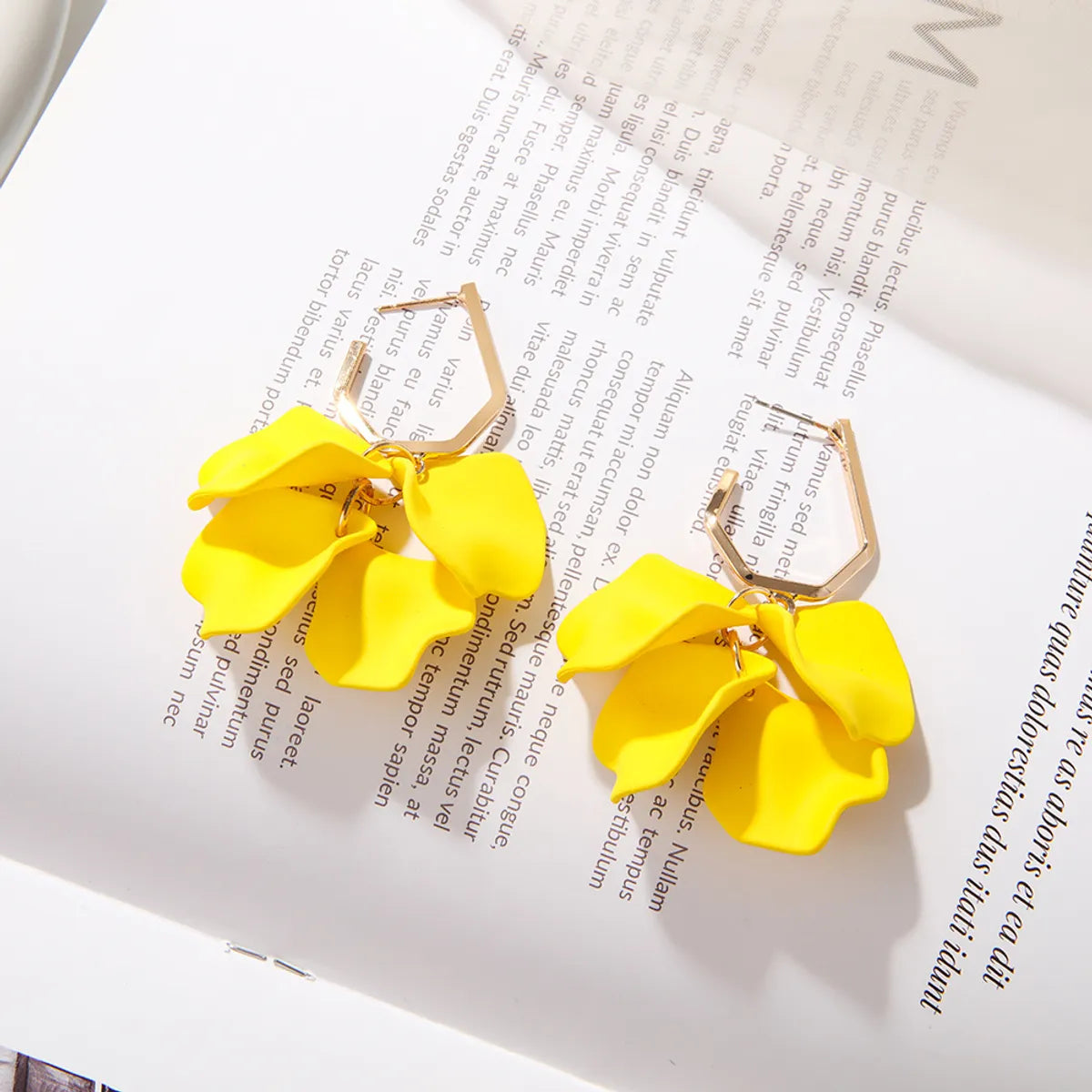 Simple Style Leaf Arylic Plating Gold Plated Women'S Drop Earrings