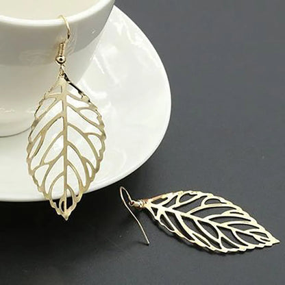 1 Pair Simple Style Leaves Hollow Out Alloy Ear Hook