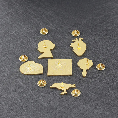 Simple Style Letter Alloy Stoving Varnish Unisex Brooches