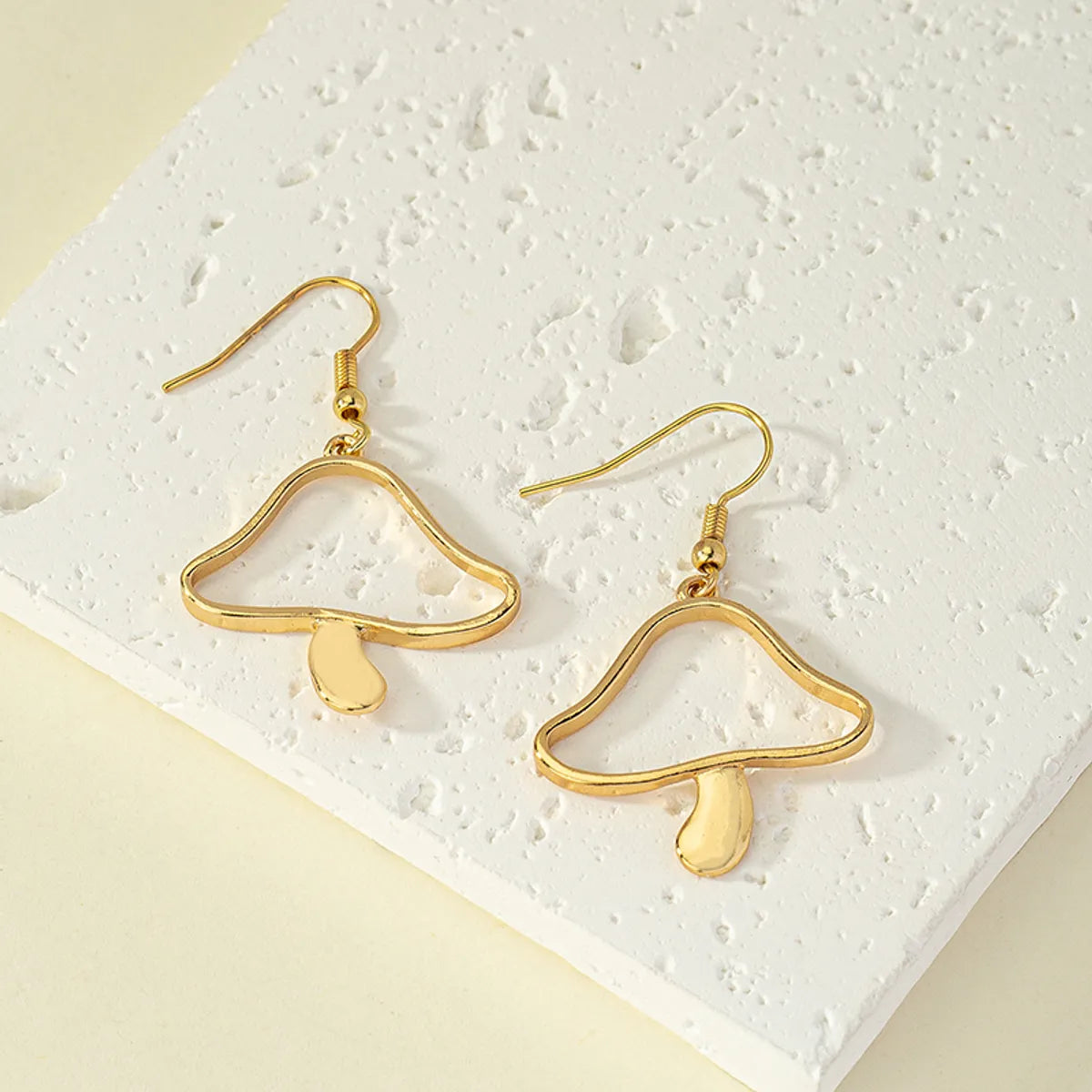 1 Pair Simple Style Mushroom Plating Alloy Drop Earrings