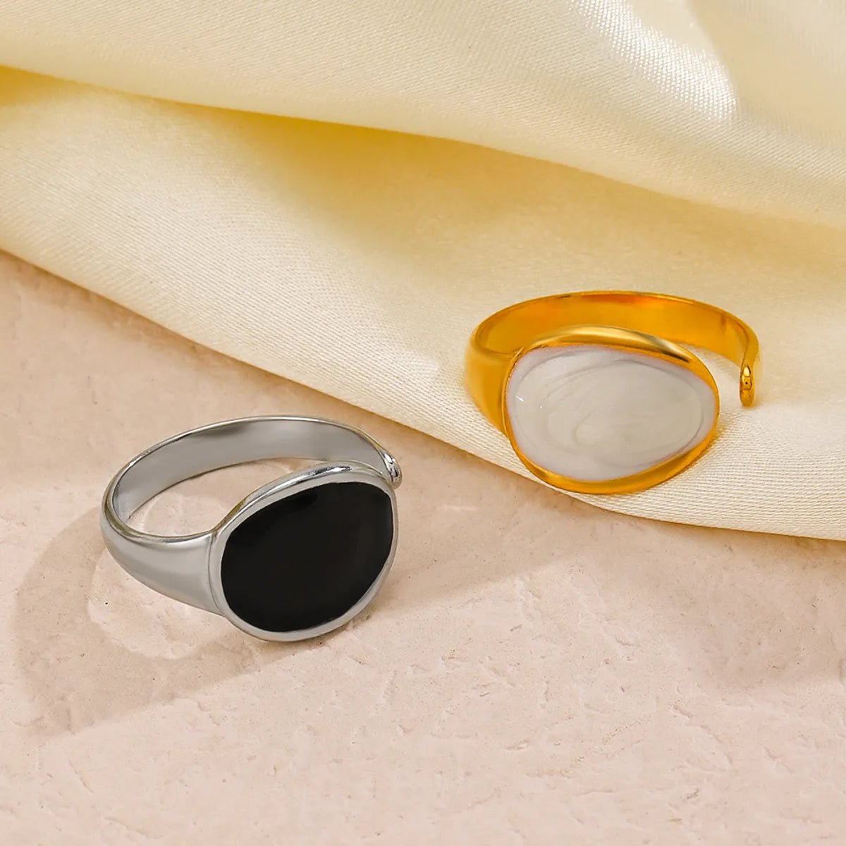 Simple Style Oval Stainless Steel Enamel Plating 18k Gold Plated Open Rings