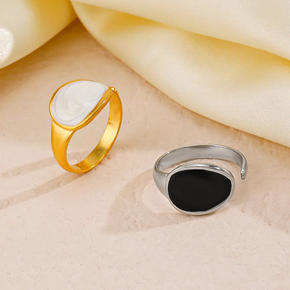 Simple Style Oval Stainless Steel Enamel Plating 18k Gold Plated Open Rings