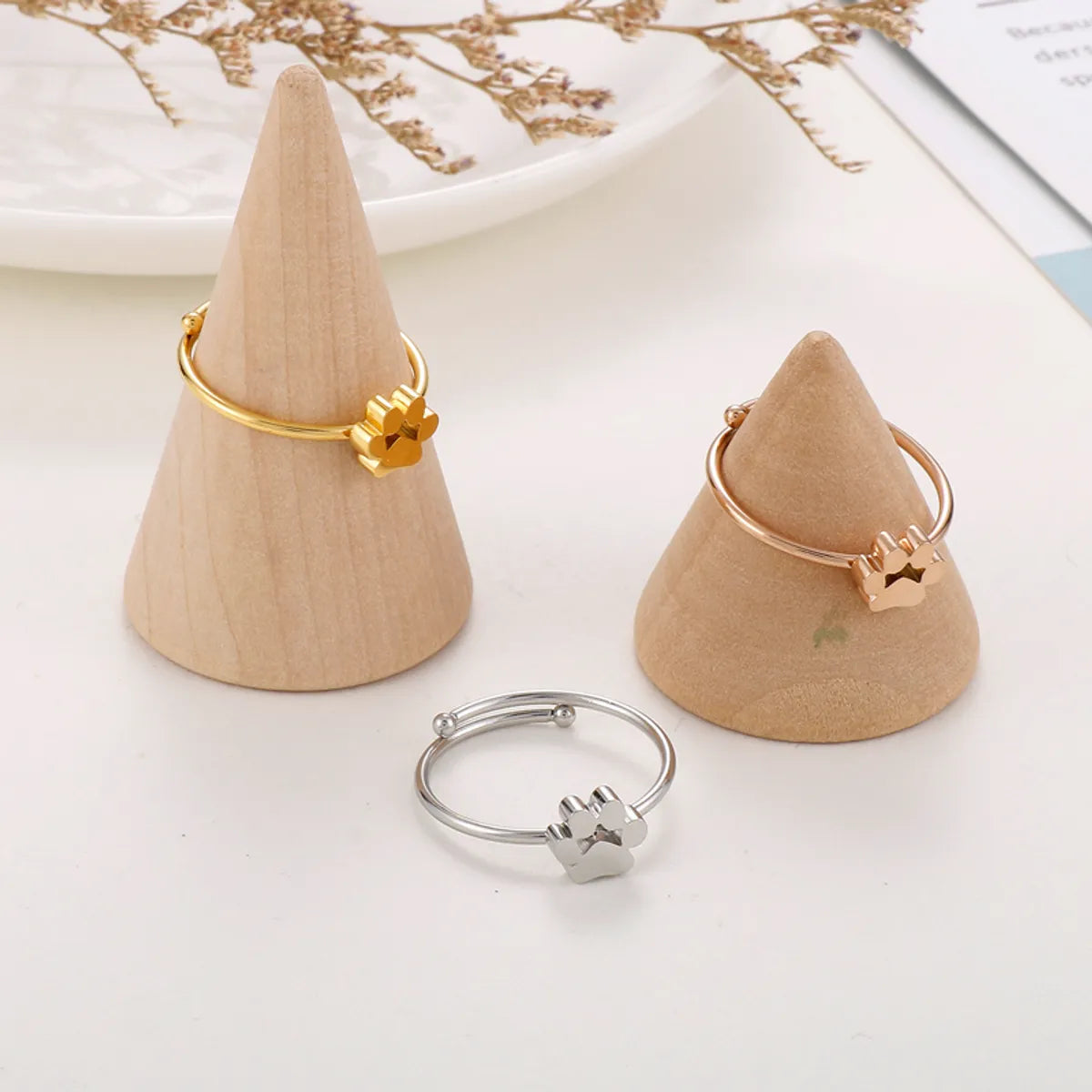 Simple Style Paw Print Solid Color Stainless Steel Polishing Gold Plated Rings 1 Piece