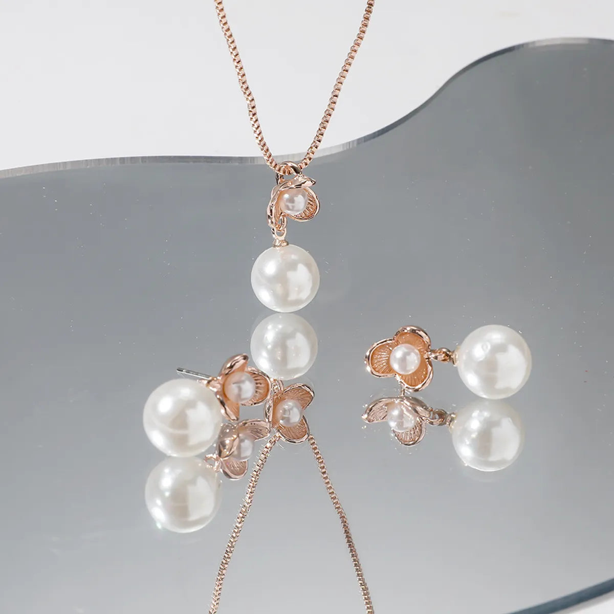 Simple Style Pearl Alloy Artificial Pearls Women's Earrings Necklace