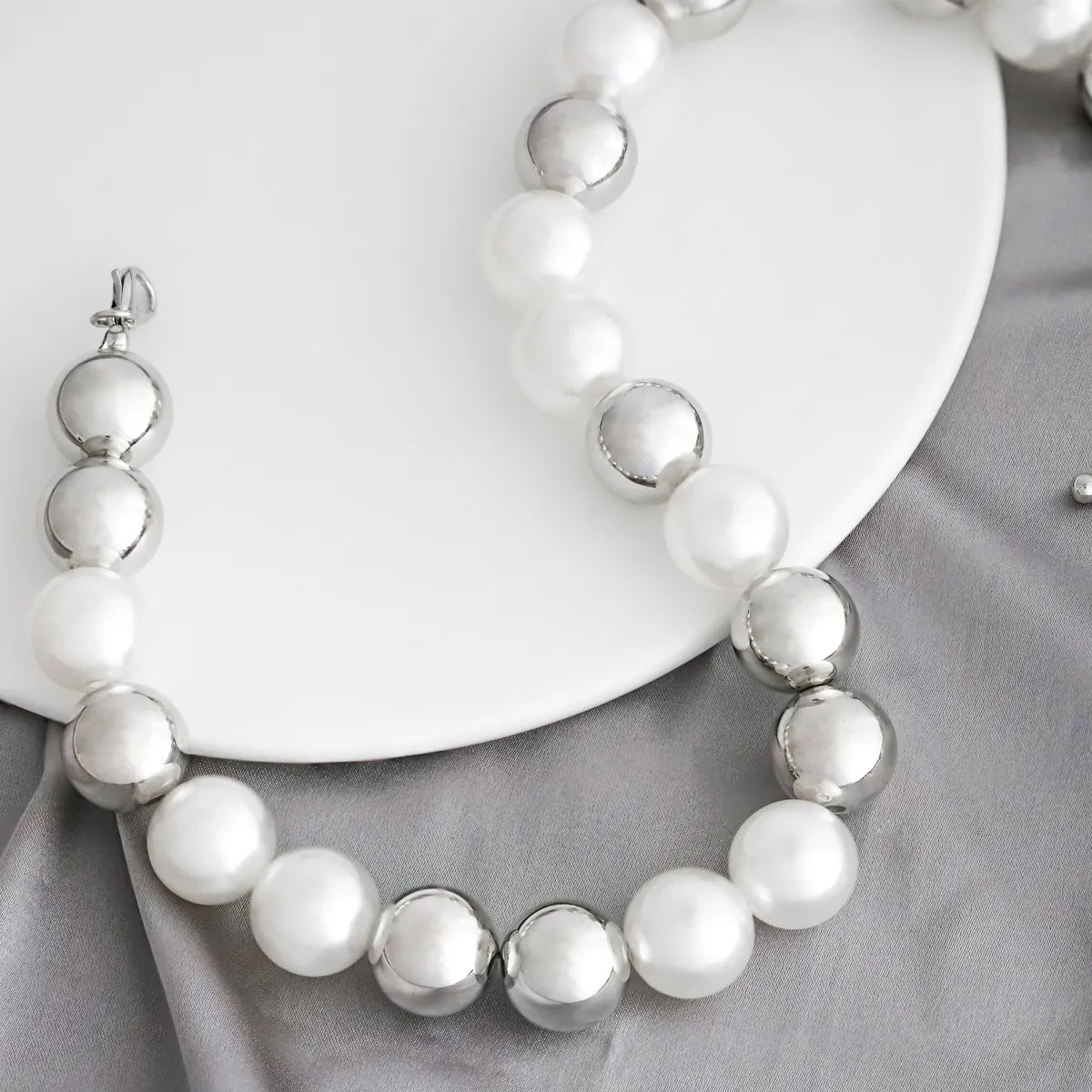 Simple Style Pearl Imitation Pearl Beaded Women's Necklace