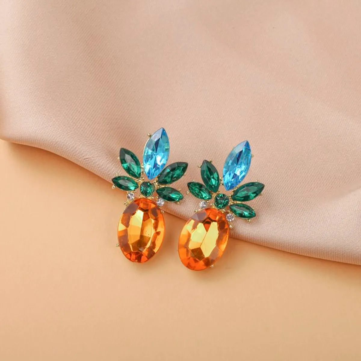 Simple Style Pineapple Alloy Inlay Rhinestones Women's Ear Studs 1 Pair