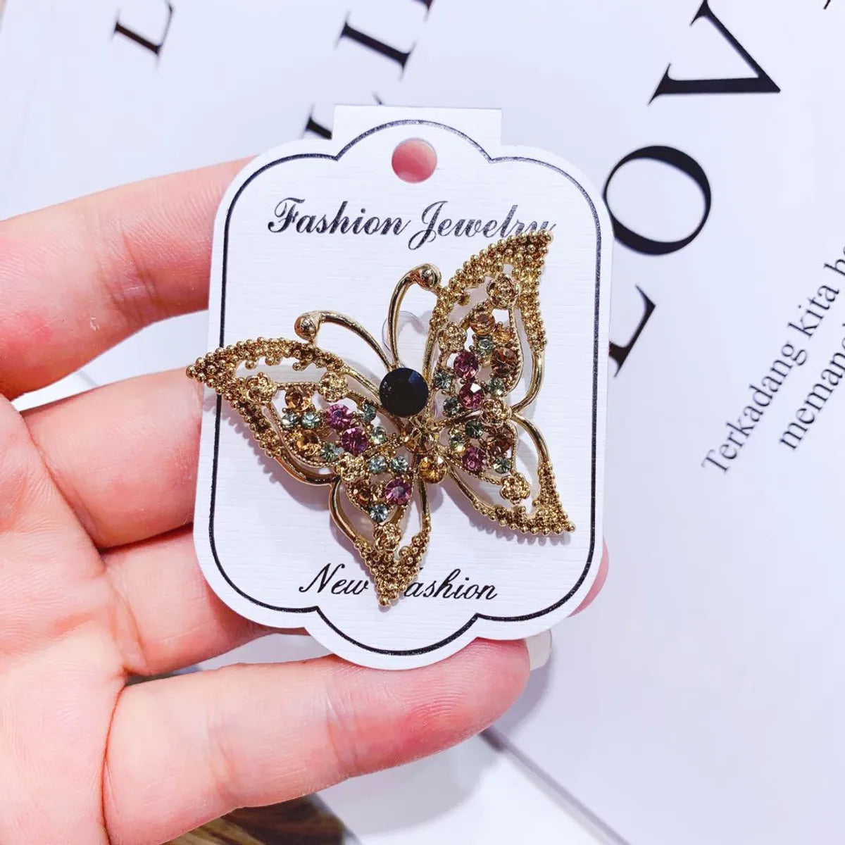 Simple Style Rabbit Swan Butterfly Alloy Plating Hollow Out Inlay Rhinestones Women'S Brooches