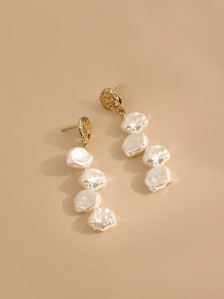 Simple Style Round Artificial Pearl Metal Patchwork Women'S Drop Earrings