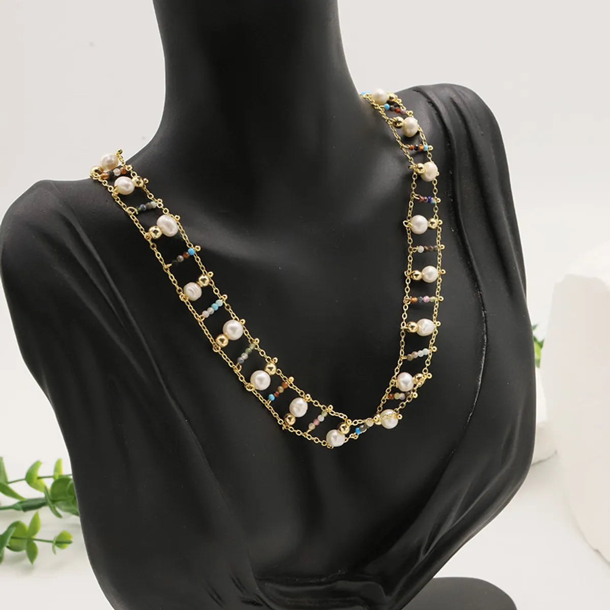 Simple Style Round Freshwater Pearl Copper Beaded Plating 18k Gold Plated Necklace