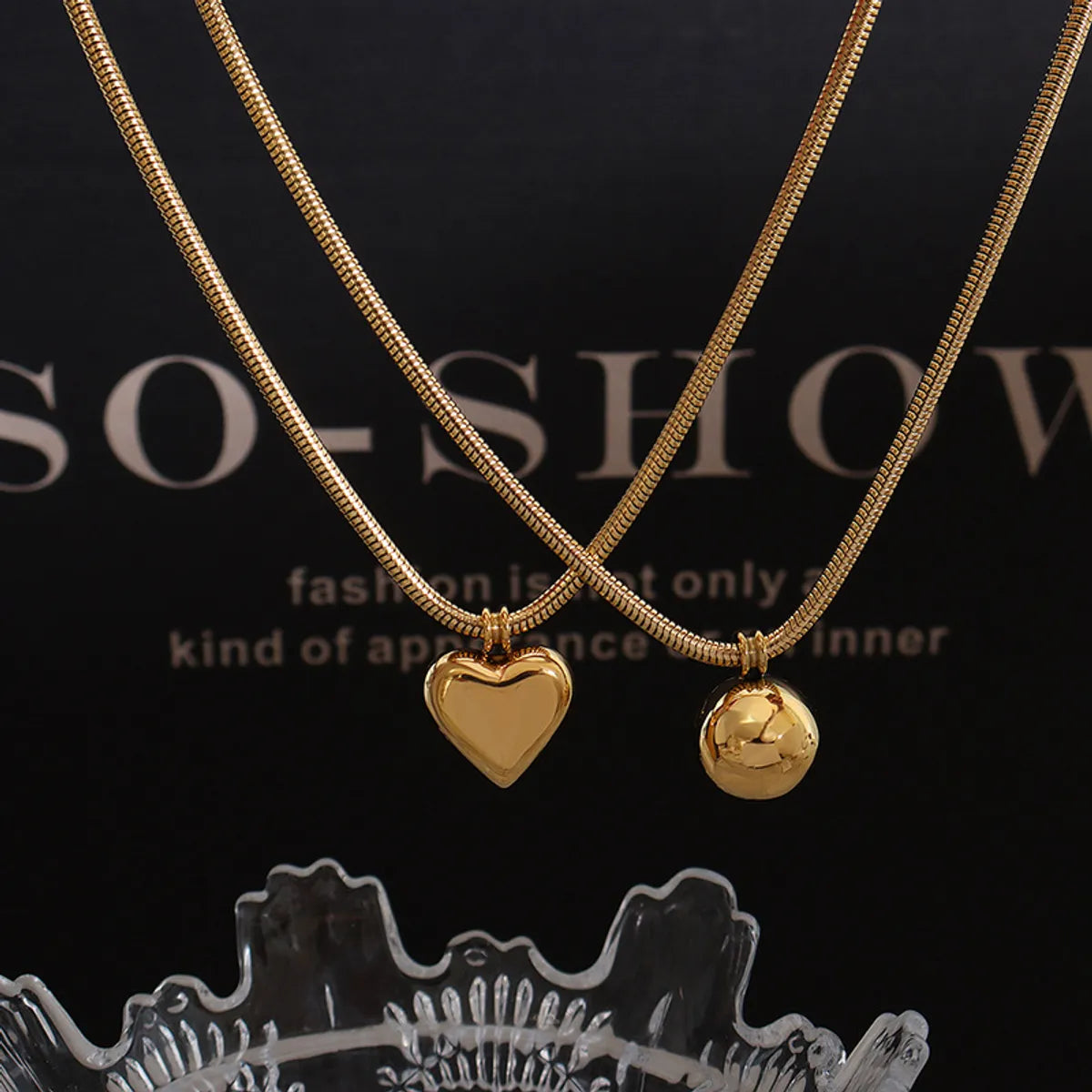 Wholesale Jewelry Simple Style Round Heart Shape 304 Stainless Steel 18K Gold Plated Plating Necklace