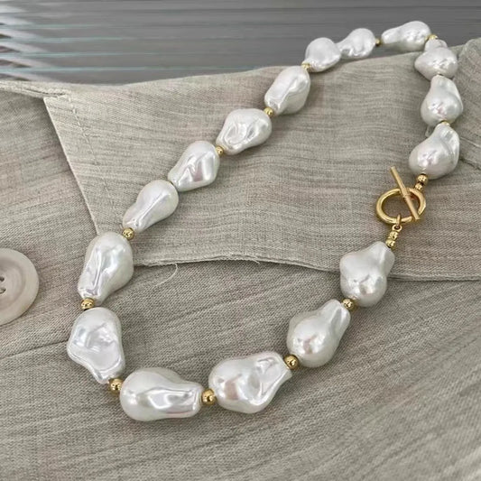 Simple Style Round Artificial Pearl Resin Necklace In Bulk