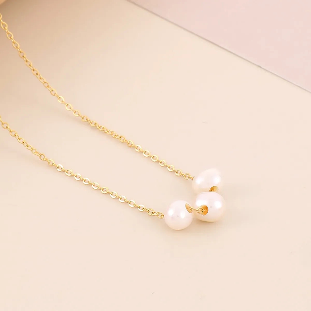 Simple Style Round Stainless Steel Shell Titanium Steel Plating 18k Gold Plated Necklace