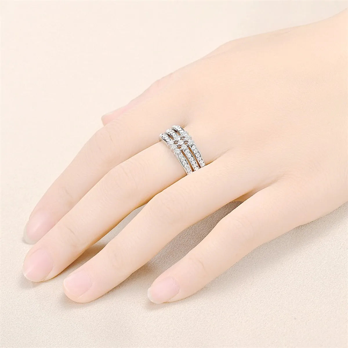 Wholesale Jewelry Simple Style Round Titanium Steel Zircon 18K Gold Plated Inlay Rings