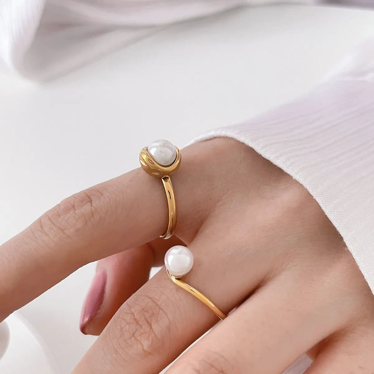 Simple Style Round Titanium Steel Patchwork Inlay Pearl Rings