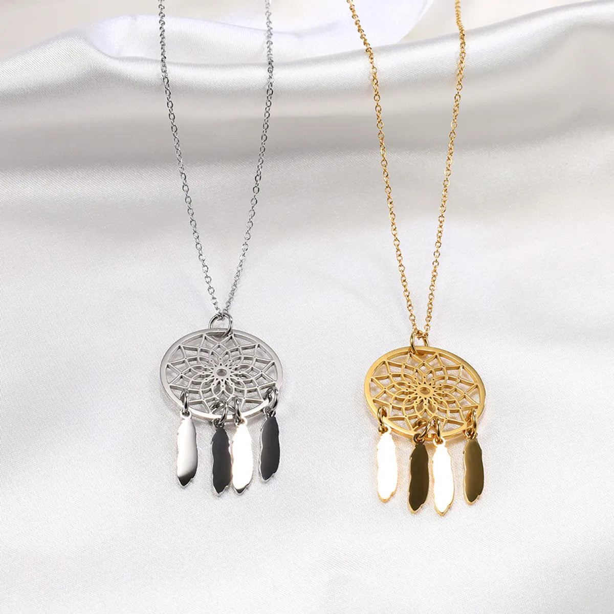 Simple Style Round Titanium Steel Plating Gold Plated Pendant Necklace