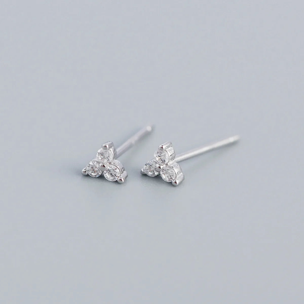 Simple Style Shamrock Sterling Silver Inlay Artificial Diamond Ear Studs 1 Pair