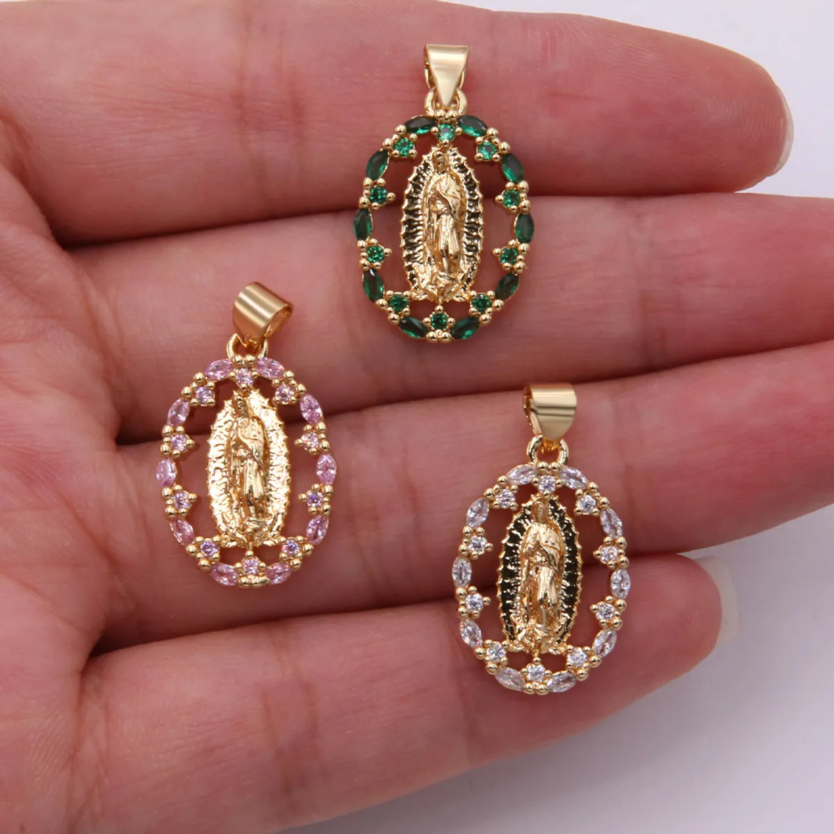 Simple Style Shiny Oval Copper Polishing Plating Inlay Zircon 18k Gold Plated Pendant Necklace