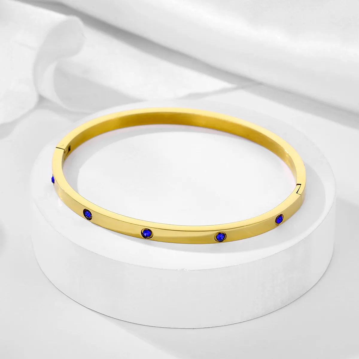 Simple Style Solid Color 304 Stainless Steel 18K Gold Plated Zircon Bangle In Bulk