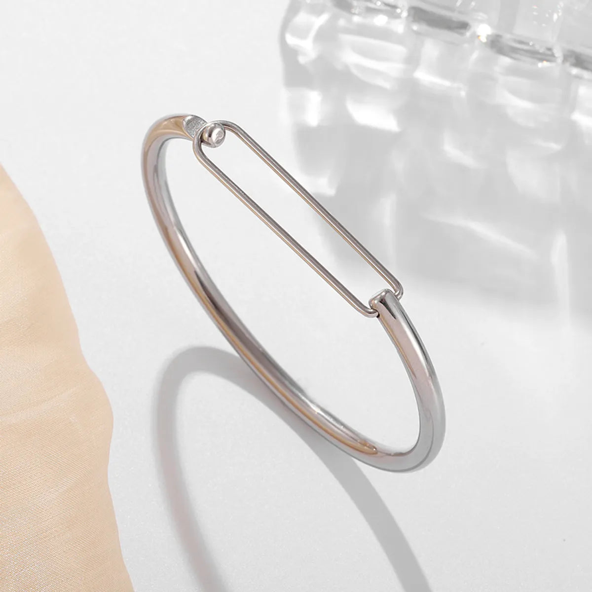 Simple Style Solid Color 304 Stainless Steel Bangle In Bulk