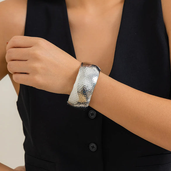 Simple Style Solid Color Alloy Wholesale Bangle