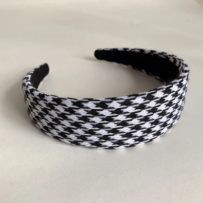 Women'S Simple Style Solid Color Cloth Braid Hair Band