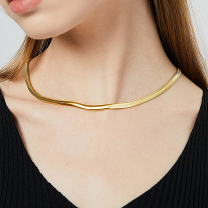 Simple Style Solid Color Copper Plating 18k Gold Plated Women's Necklace