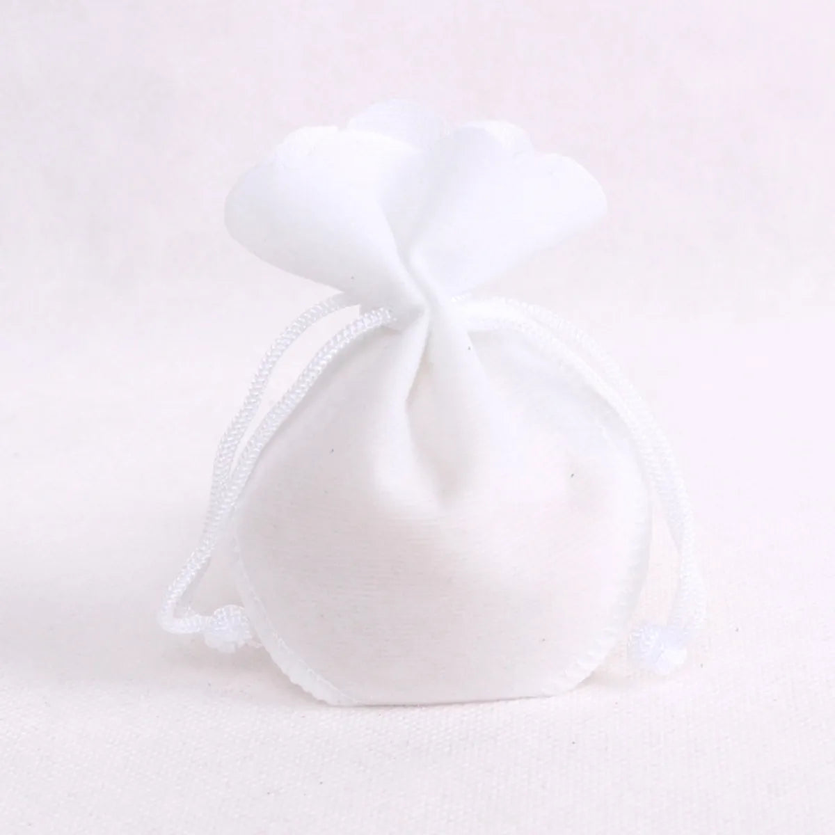 Simple Style Solid Color Flocking Cloth Jewelry Packaging Bags