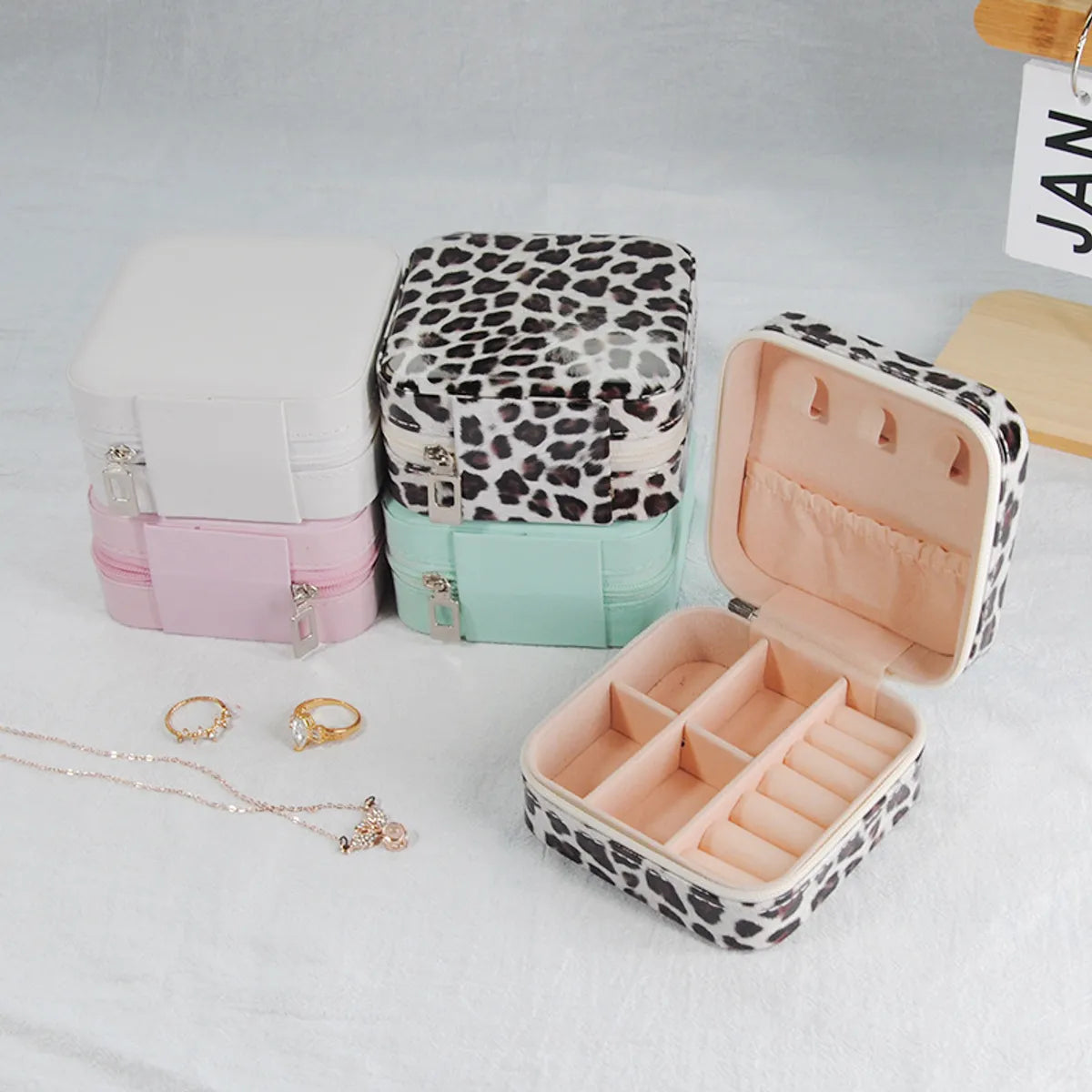 Simple Style Solid Color Leopard Pu Leather Jewelry Boxes