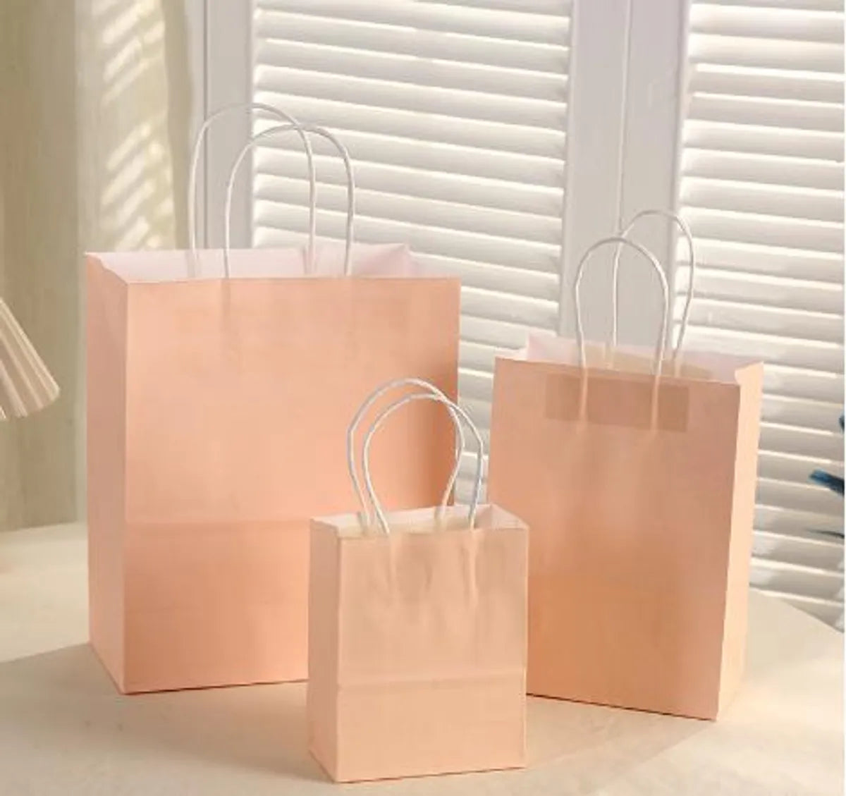 Simple Style Solid Color Paper Daily Gift Bags 1 Piece