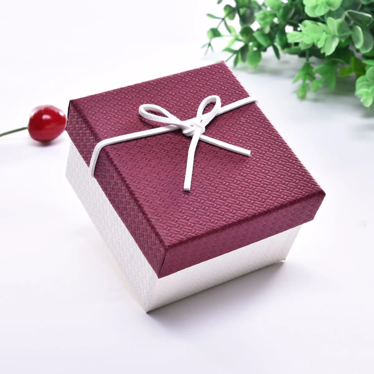 Simple Style Solid Color Paper Jewelry Boxes