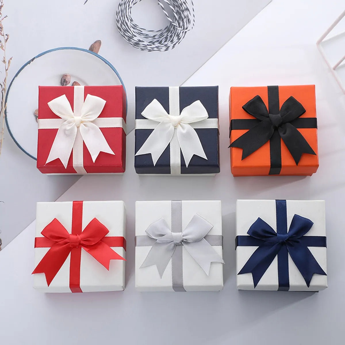 Simple Style Solid Color Paper Jewelry Boxes