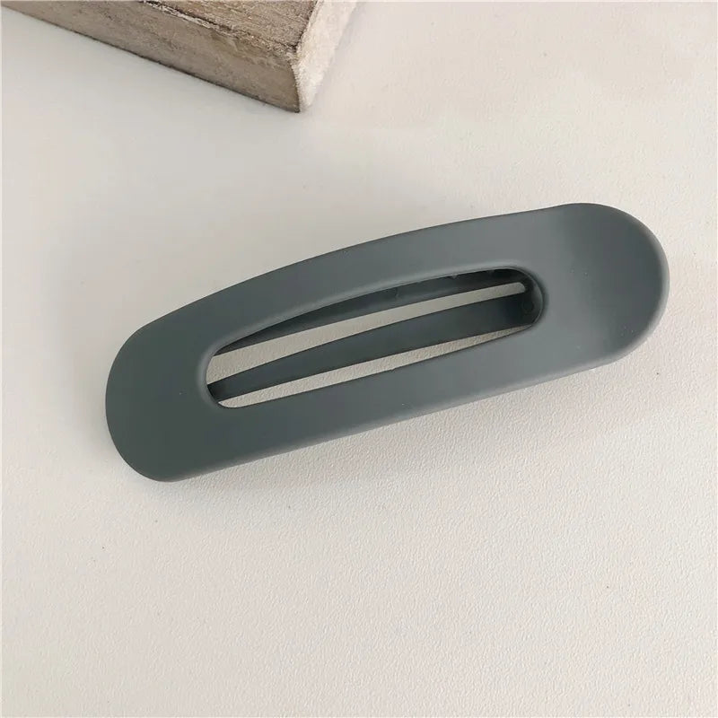 Simple Style Solid Color Plastic Hair Clip