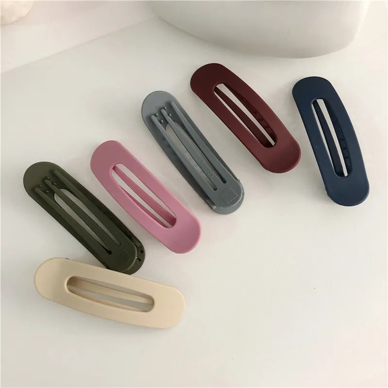 Simple Style Solid Color Plastic Hair Clip