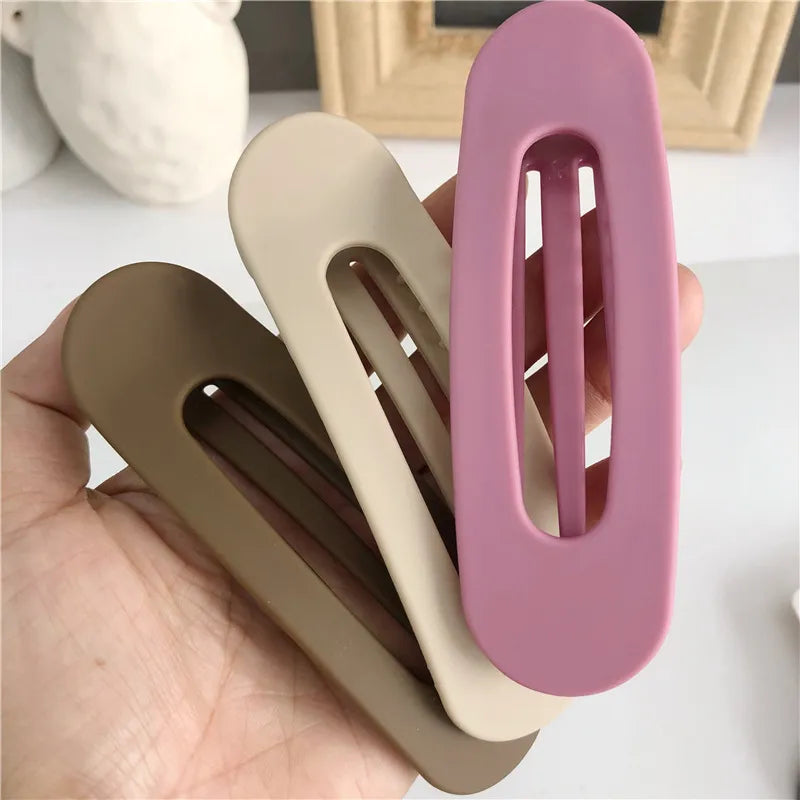 Simple Style Solid Color Plastic Hair Clip