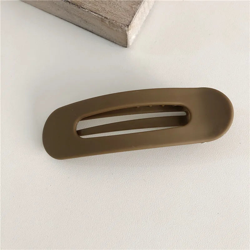 Simple Style Solid Color Plastic Hair Clip