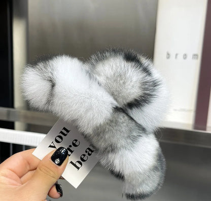 Simple Style Solid Color Rex Rabbit Fur Hair Claws