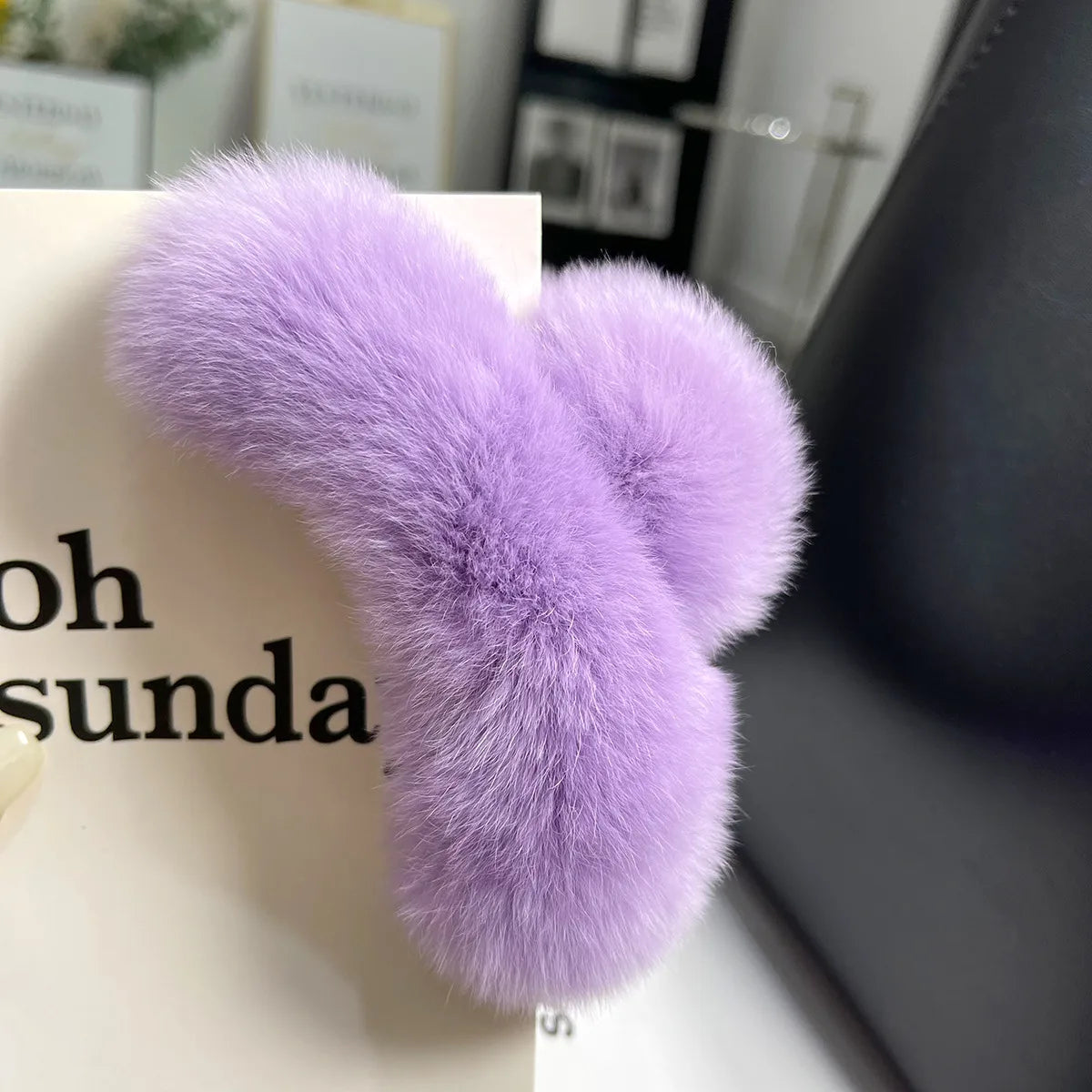 Simple Style Solid Color Rex Rabbit Fur Hair Claws