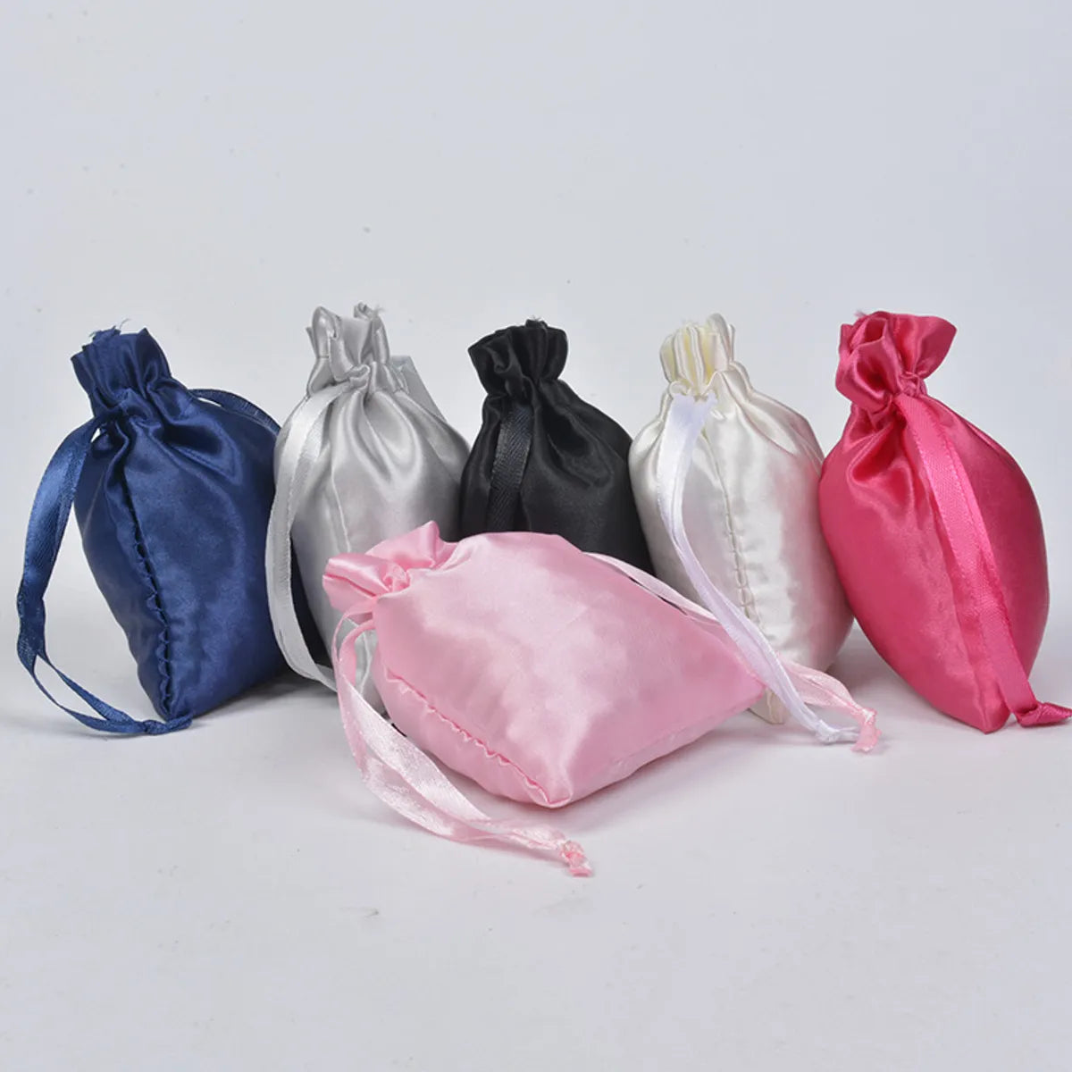 Simple Style Solid Color Satin Drawstring Jewelry Packaging Bags