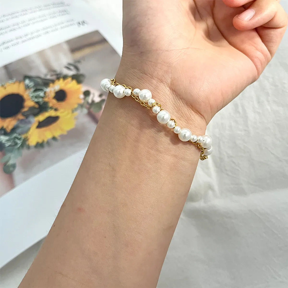 Simple Style Solid Color Stainless Steel Artificial Pearl Chain Bracelets