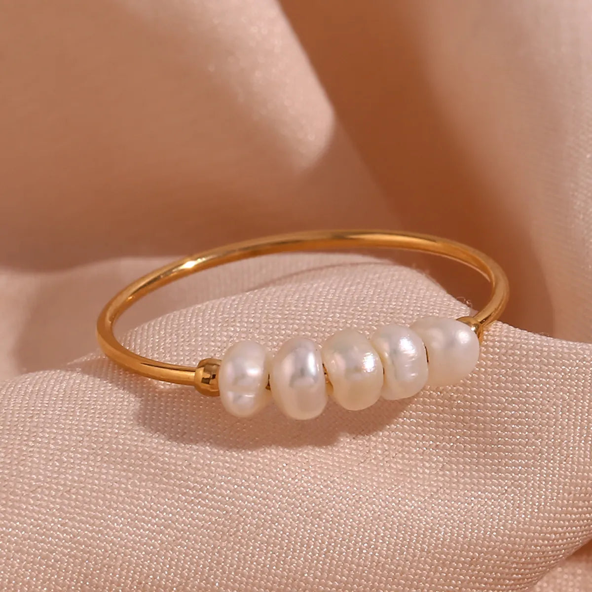 304 Stainless Steel Freshwater Pearl 18K Gold Plated Simple Style Beaded Plating Solid Color Rings