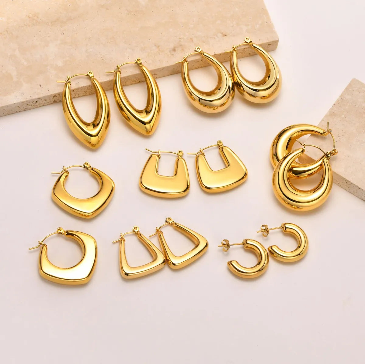 Simple Style Solid Color Stainless Steel Gold Plated Earrings 1 Pair