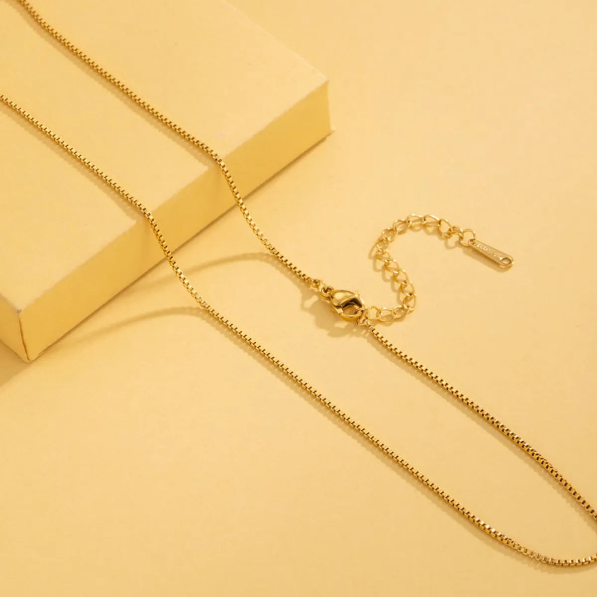 Simple Style Solid Color Stainless Steel Plating 18k Gold Plated Necklace