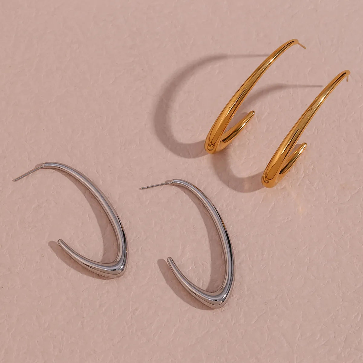 Simple Style Solid Color Stainless Steel Plating 18k Gold Plated Women's Ear Studs