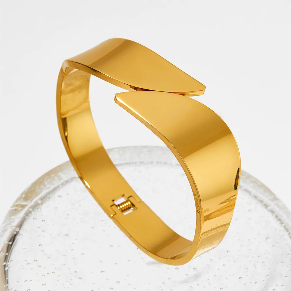 Simple Style Solid Color Stainless Steel Polishing Plating 14k Gold Plated White Gold Plated Gold Plated Bangle