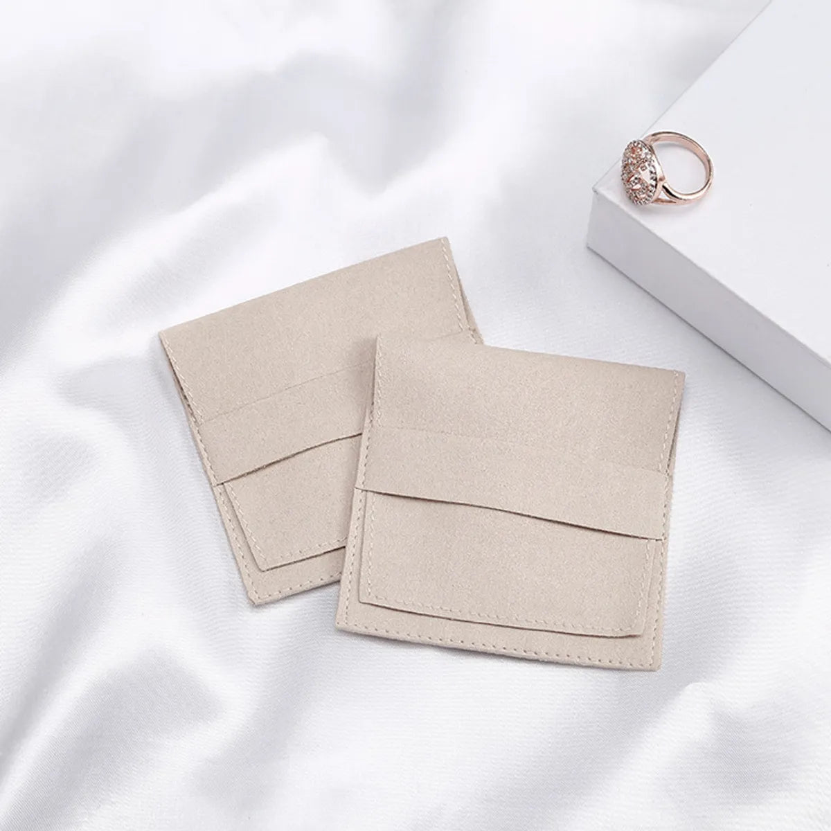 Simple Style Solid Color Synthetic Fibre Jewelry Packaging Bags 1 Piece