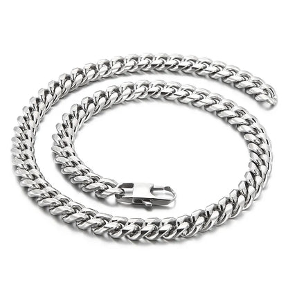 Simple Style Solid Color Titanium Steel Chain Men'S Necklace