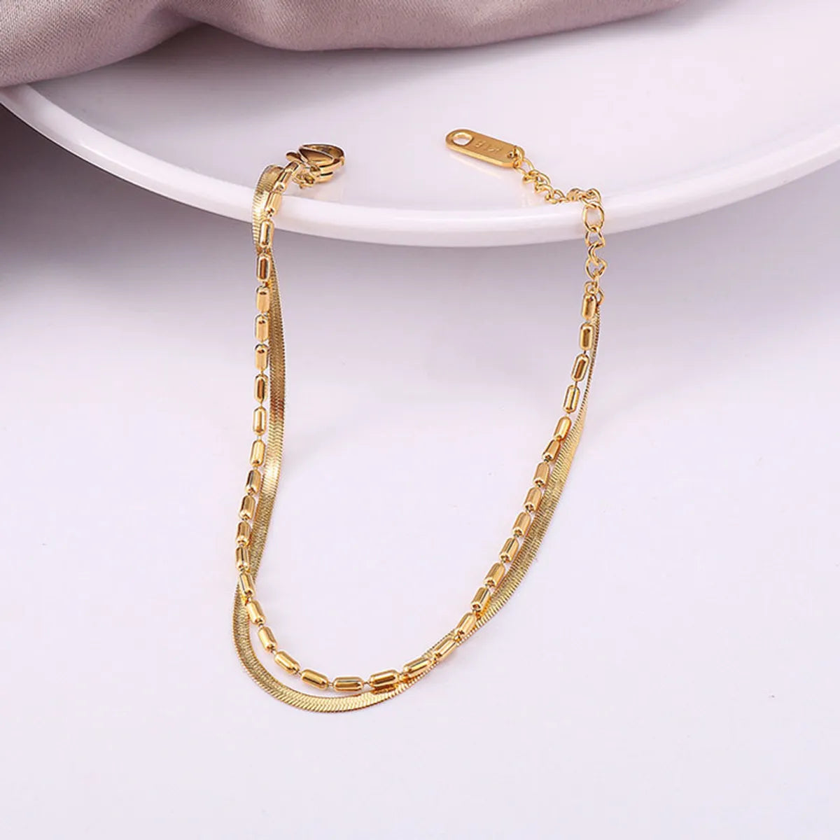 Simple Style Solid Color Titanium Steel Plating 18k Gold Plated Bracelets