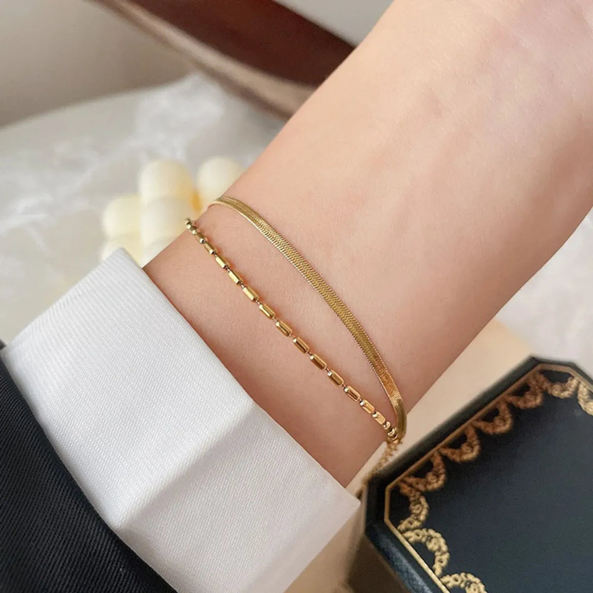 Simple Style Solid Color Titanium Steel Plating 18k Gold Plated Bracelets